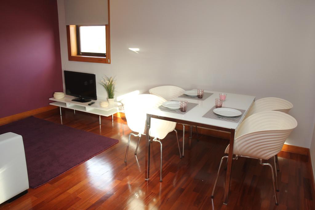 Low Cost Tourist Apartments - Palacio Da Bolsa OOporto Esterno foto