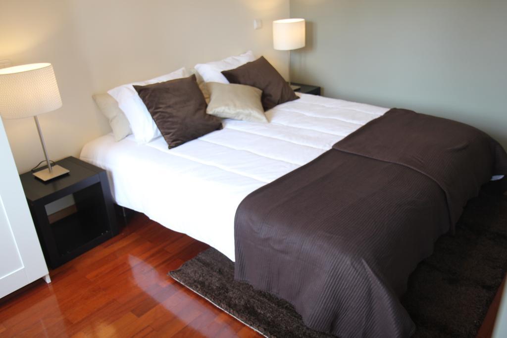 Low Cost Tourist Apartments - Palacio Da Bolsa OOporto Esterno foto