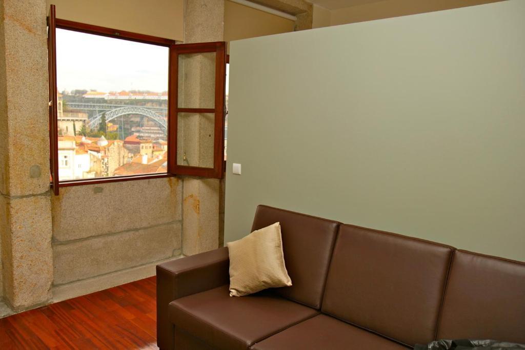 Low Cost Tourist Apartments - Palacio Da Bolsa OOporto Esterno foto